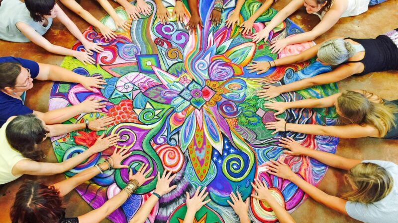 (Română) TERMENI DE REFERINȚĂ PENTRU SELECTAREA UNEI PERSOANE PENTRU LIVRAREA SERVICIILOR DE EXPERT ART TERAPIE ÎN CADRUL PROIECTULUI ”SERVICIU „COLIBRI” PENTRU TINERE MĂMICI NEET DIN BĂLȚI”